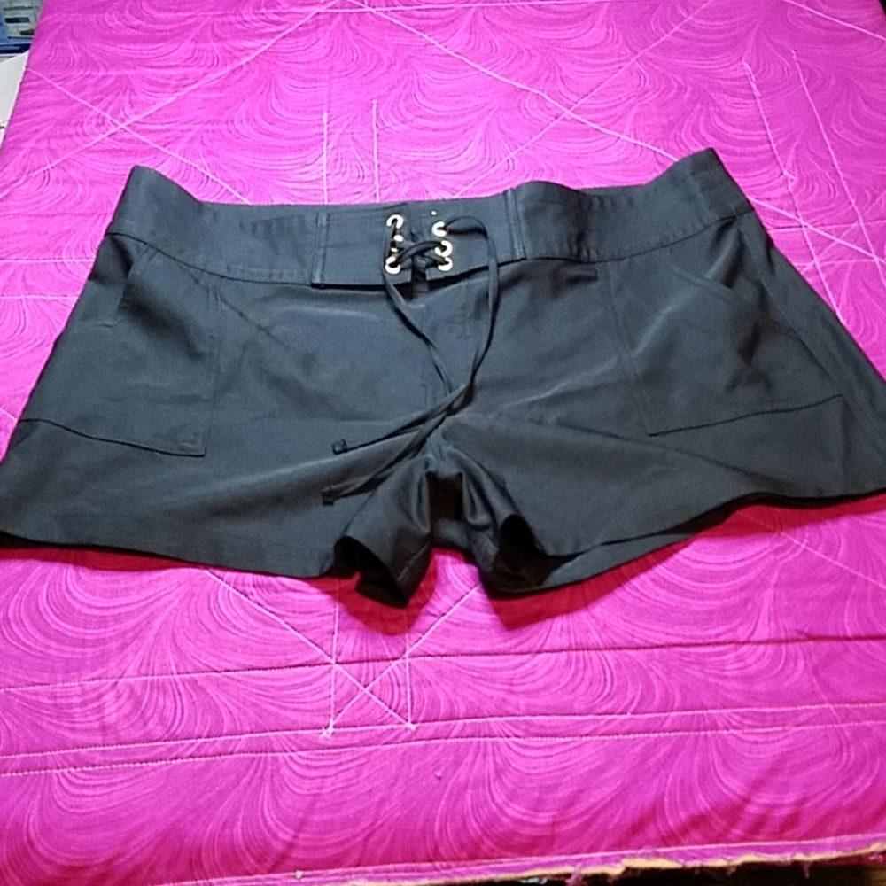 LA BLANCA Drawstring swim shorts size large